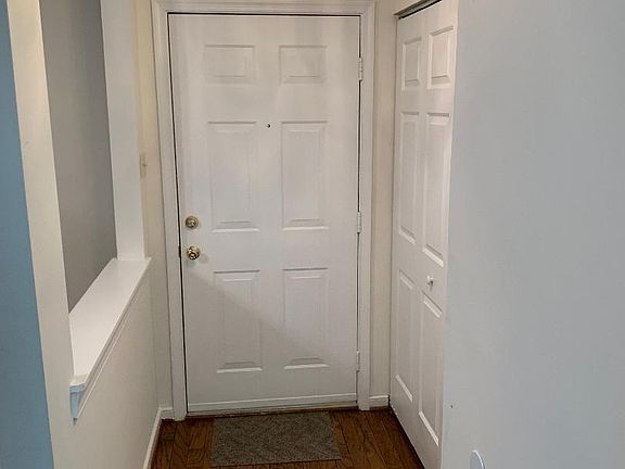 3rd image of 9572 Kimberly Lynn Cir