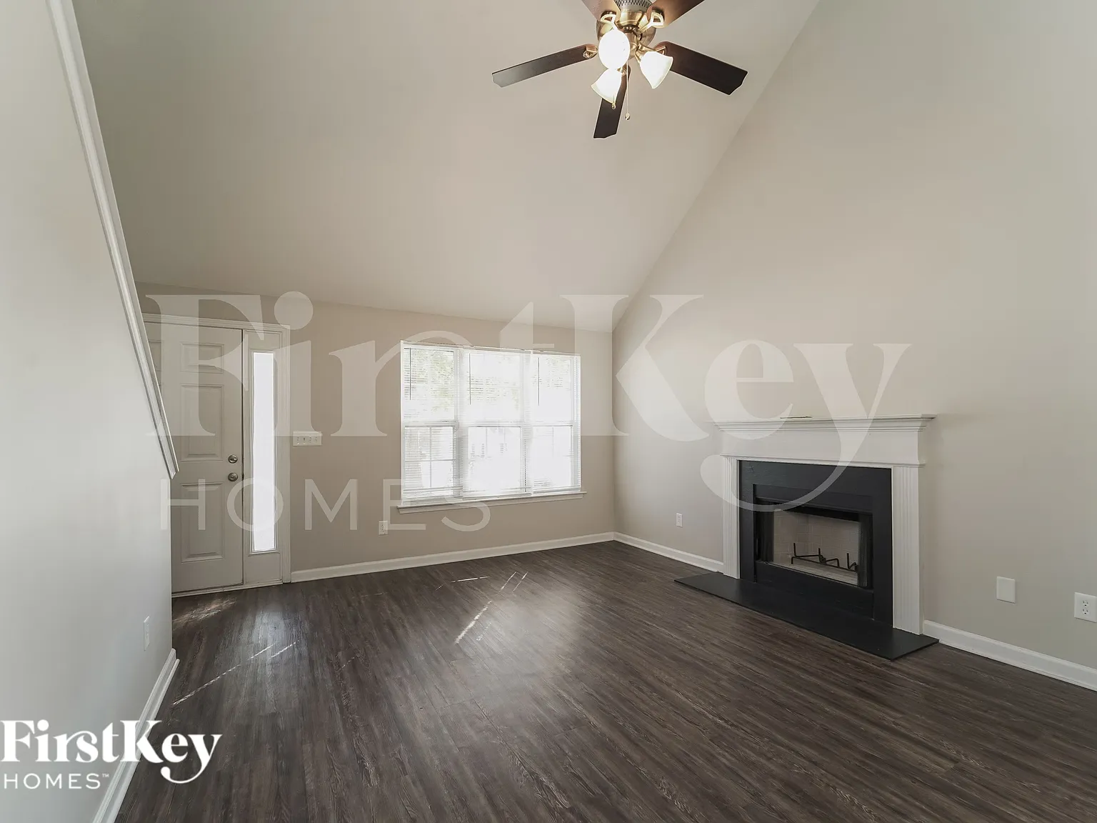 3 bed, 2.5 bath, 1528 sqft, $1,735 — Photo 4
