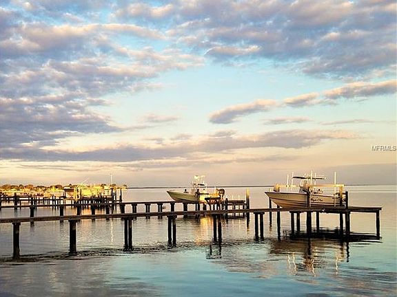 5th image of 3801 Bayshore Blvd NE