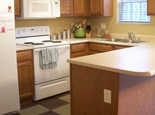8471 Grand Trevi Dr, Louisville, KY 40228