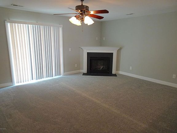 3rd image of 2340 Chavis Dr