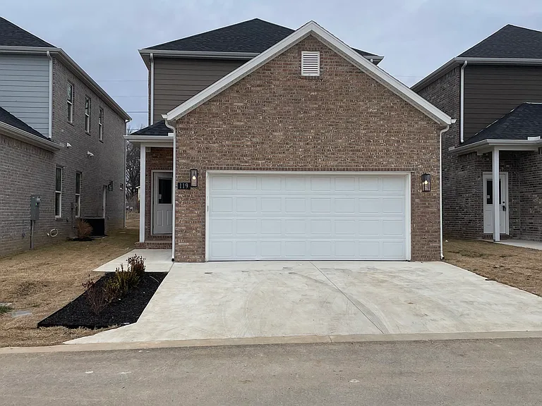 119 Idell Dr — Photo 8
