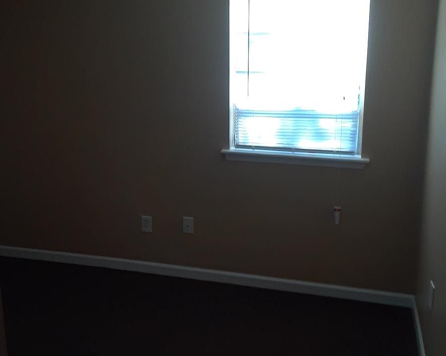 1st image of 588 Holmes Blvd #A