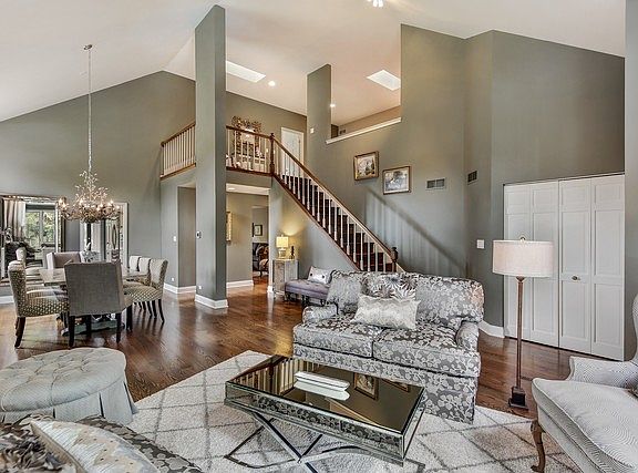 2nd image of 71 Brookview Ct #41