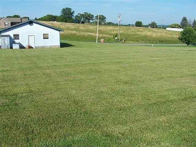 2nd image of 231 Greenbriar Rd