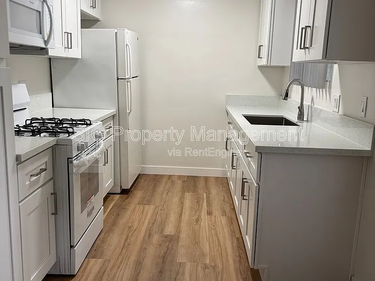 10424 Parr Ave #D — Photo 9