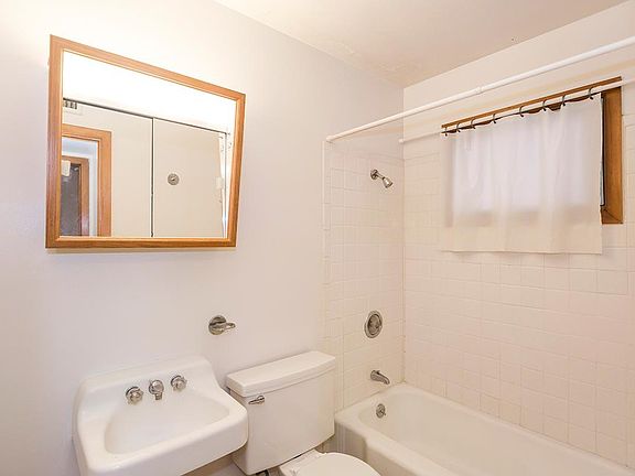 5th image of 1220 F St #25