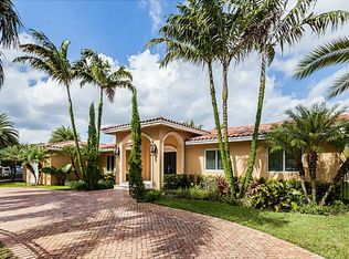 7155 SW 96th St, Pinecrest, FL 33156