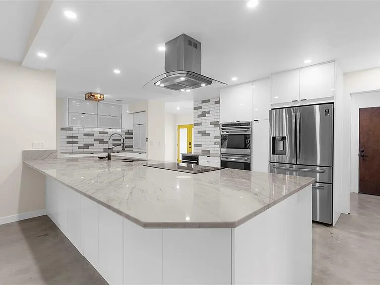 4250 Marlowe Dr — Photo 15