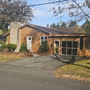 14 Rochester St, Auburn, NY, 13021