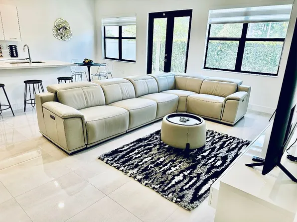 17451 SW 41st St, Miramar, FL 33029