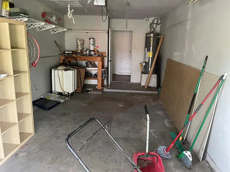 1026 W Brompton Dr — Photo 12