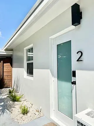1130 NE 18th Ave #2 — Photo 16
