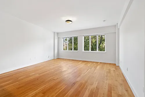 2727 Henry Hudson Pkwy W Photo 1