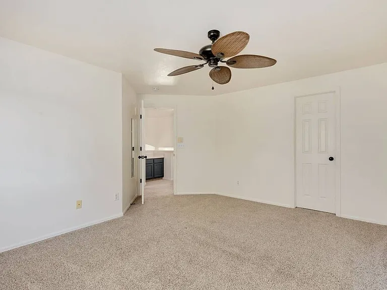 1468 Cedarwood Dr — Photo 12