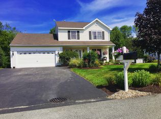 62 Holly Mill Rd, Selkirk, NY 12158