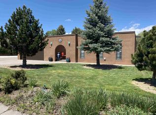 78 Barcelona Ave, Los Alamos, NM 87544