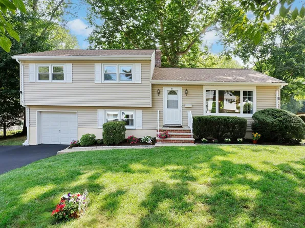 91 Campbell Avenue, Tappan, NY 10983