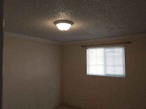 4th image of 926 N Keene Way Dr