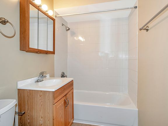 5th image of 7415 173rd St