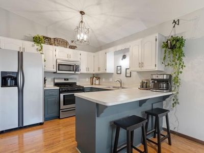 924 Sherwood Rd, Shoreview, MN, 55126