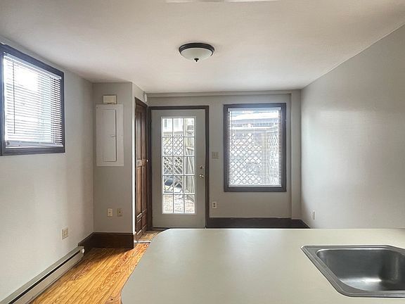 5th image of 502 Allison Ave SW #5