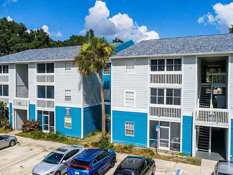 Reserve at Lakeland Apartment Homes — Photo 28