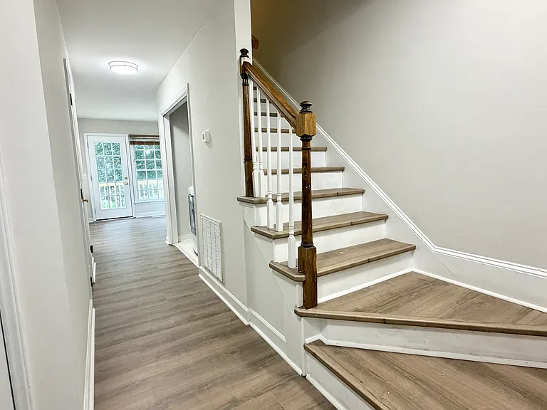 1912 Jupiter Hills Ct — Photo 27