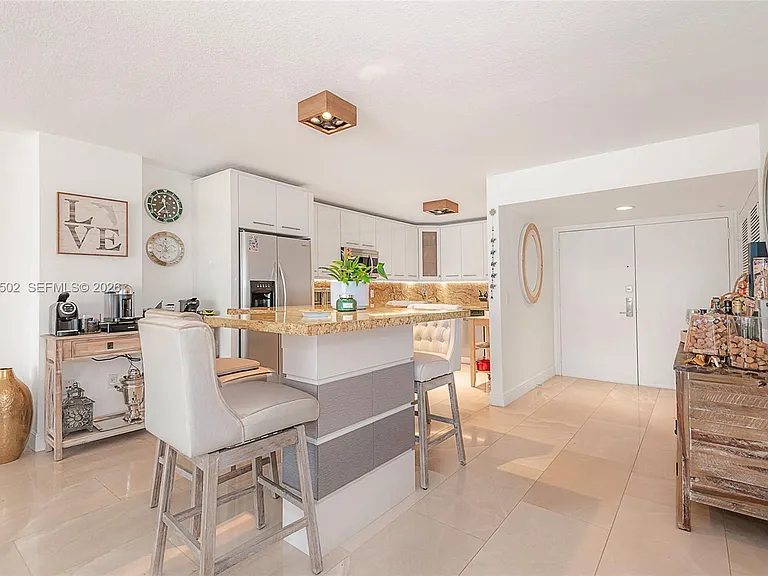 6423 Collins Ave #309 — Photo 12