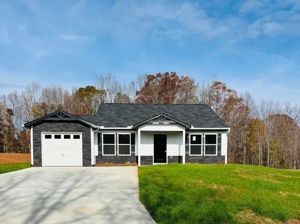 784 Darwin Rd, Gaffney, SC 29340