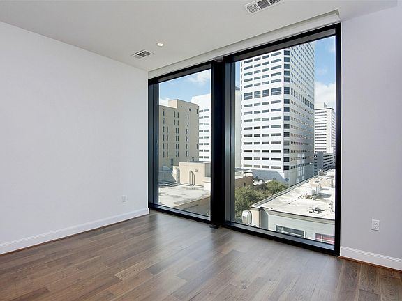 4th image of 1211 Caroline St Unit 806
