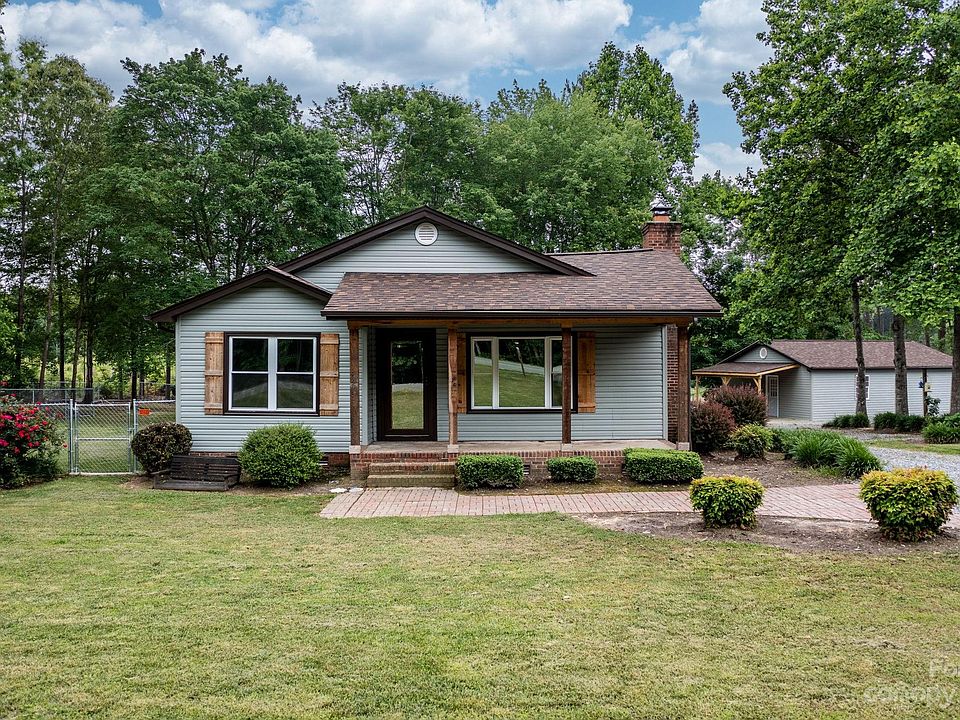 1335 Hill Rd, Lincolnton, NC 28092 Zillow