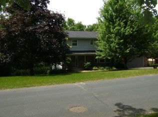 6624 Canterbury Ln, Eden Prairie, MN 55346