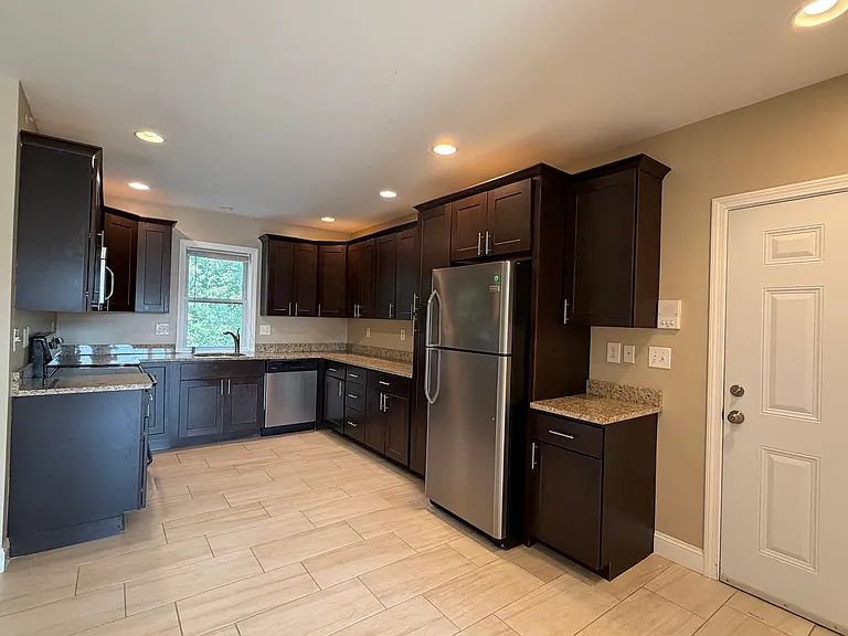141 Reservoir Ave #21 — Photo 1