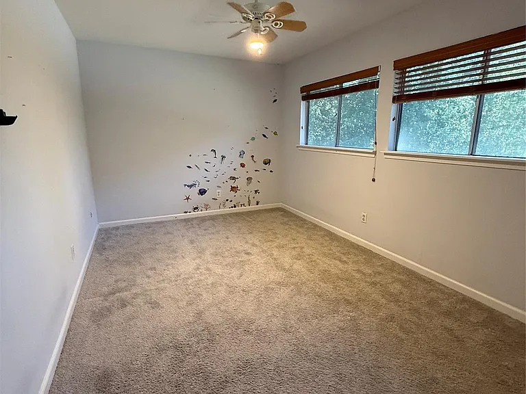 2311 Quail Haven Rd — Photo 8