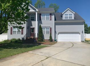 1004 Pershing Ct, Chesapeake, VA 23320