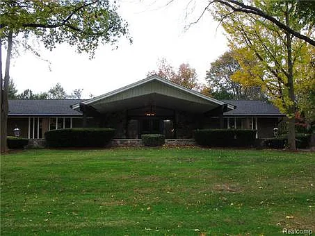 1125 Ardmoor Dr photo 1