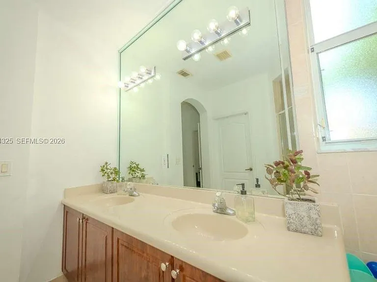 8526 NW 110th Pl #0 — Photo 17