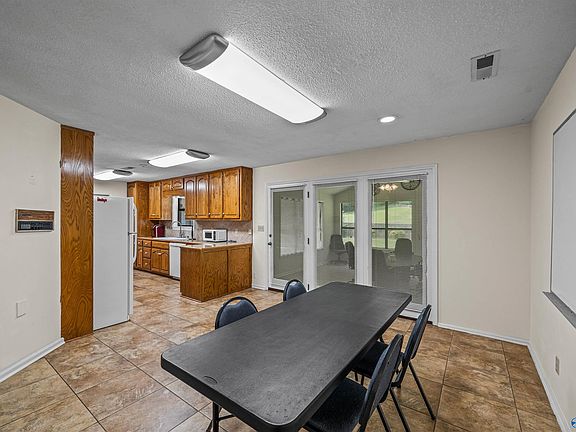4th image of 4486 County Road 458
