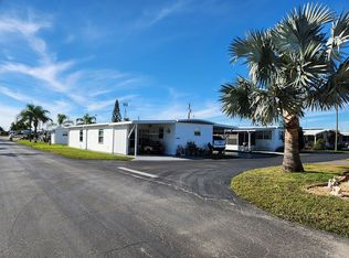 2 Gary Ave, Lake Placid, FL 33852