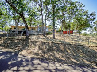 1825 Skyview Dr, Medford, OR