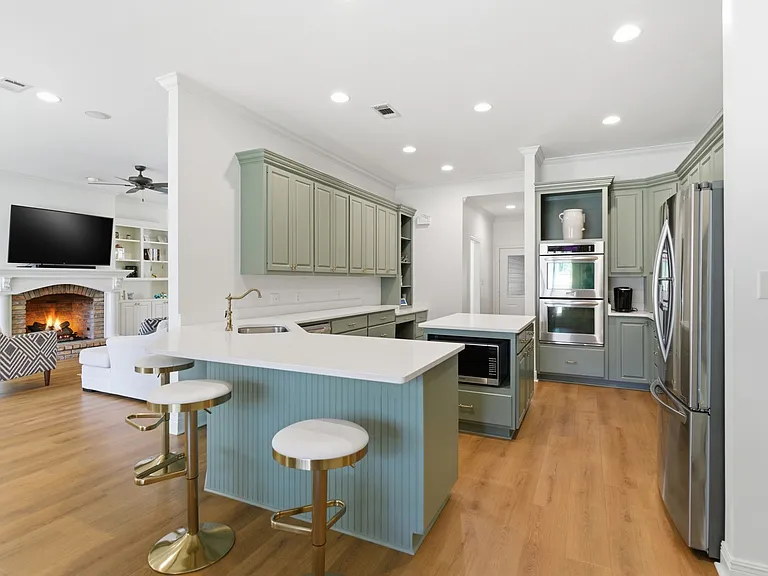 18 Tuckahoe — Photo 15