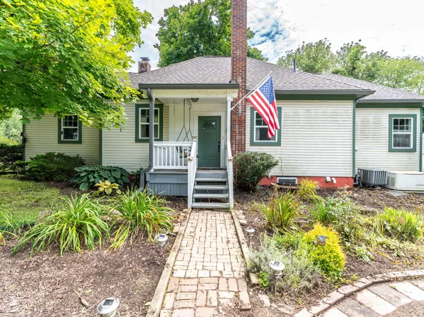 6076 Africa Rd, Galena, OH 43021