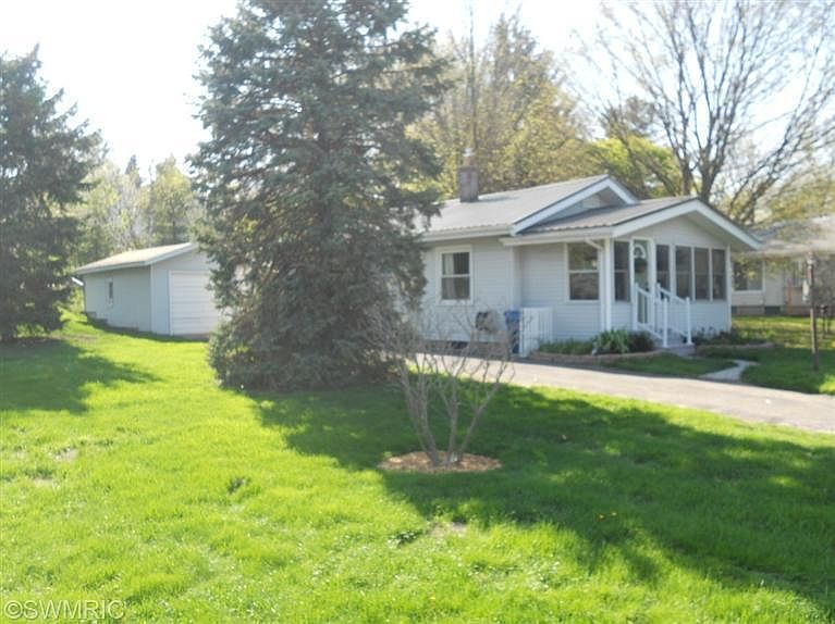 2nd image of 4011 Leland Ave NW