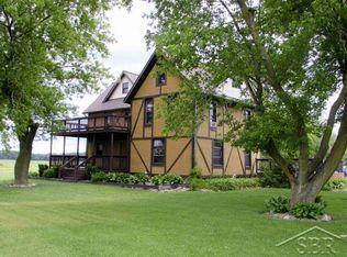 8134 Sheridan Rd, New Lothrop, MI 48460