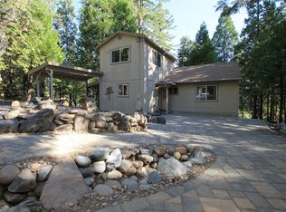 521 Summit View Rd, Arnold, CA 95223