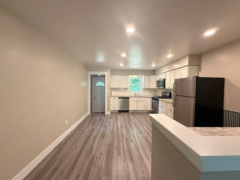 5729 Ridgebrook Ave SE — Photo 9