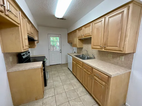 6108 37th, 6108 37th St Unit B, Lubbock, TX 79407