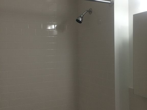 5th image of 7525 153rd St APT 436