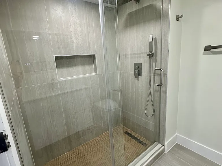 9731 Fontainebleau Blvd #F301 — Photo 10